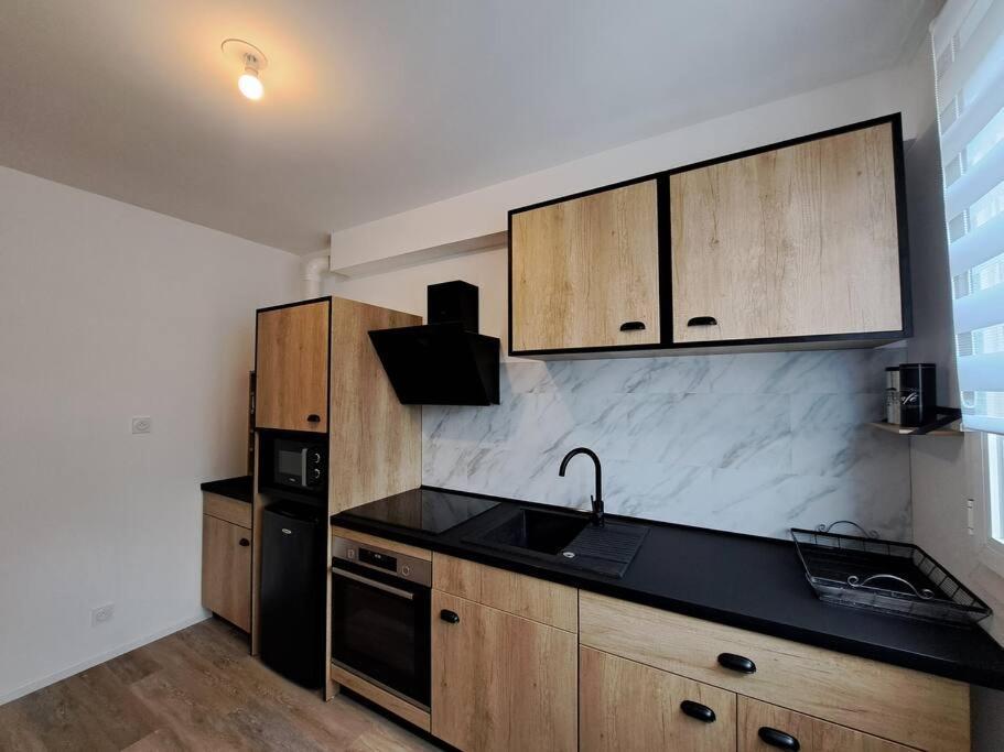 Camden - Exterieur Et Parking Apartment Reims Exterior photo